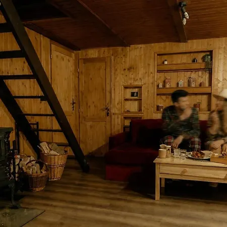 Grizzly Semesterbostad *
